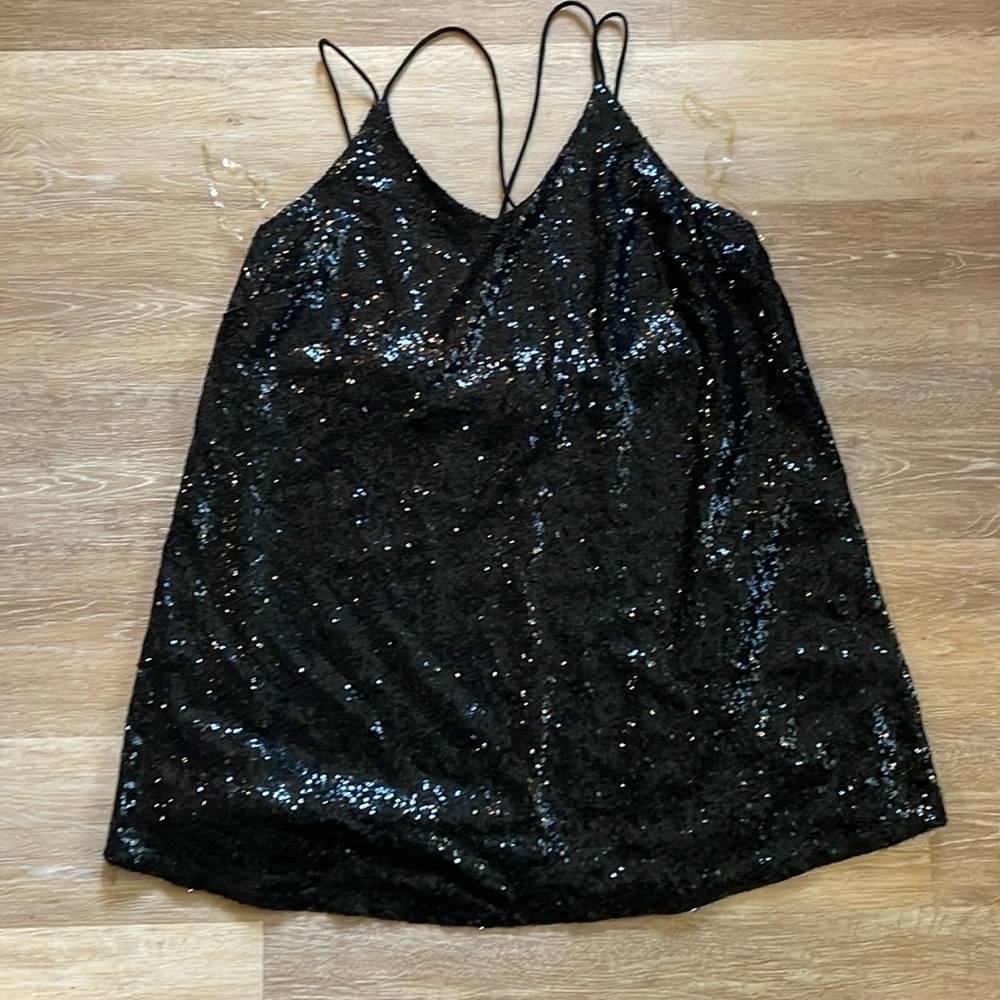XL Black sleeveless glittery lined top